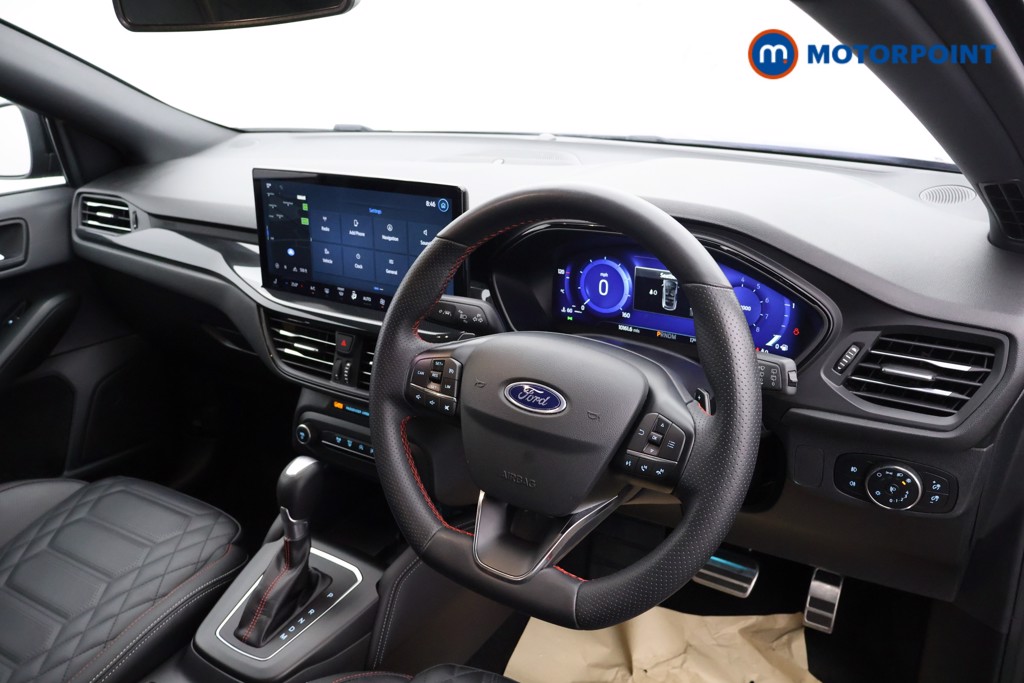 Ford Focus St-Line Vignale Automatic Petrol-Electric Hybrid Estate - Stock Number (1579126) - 10th supplementary image