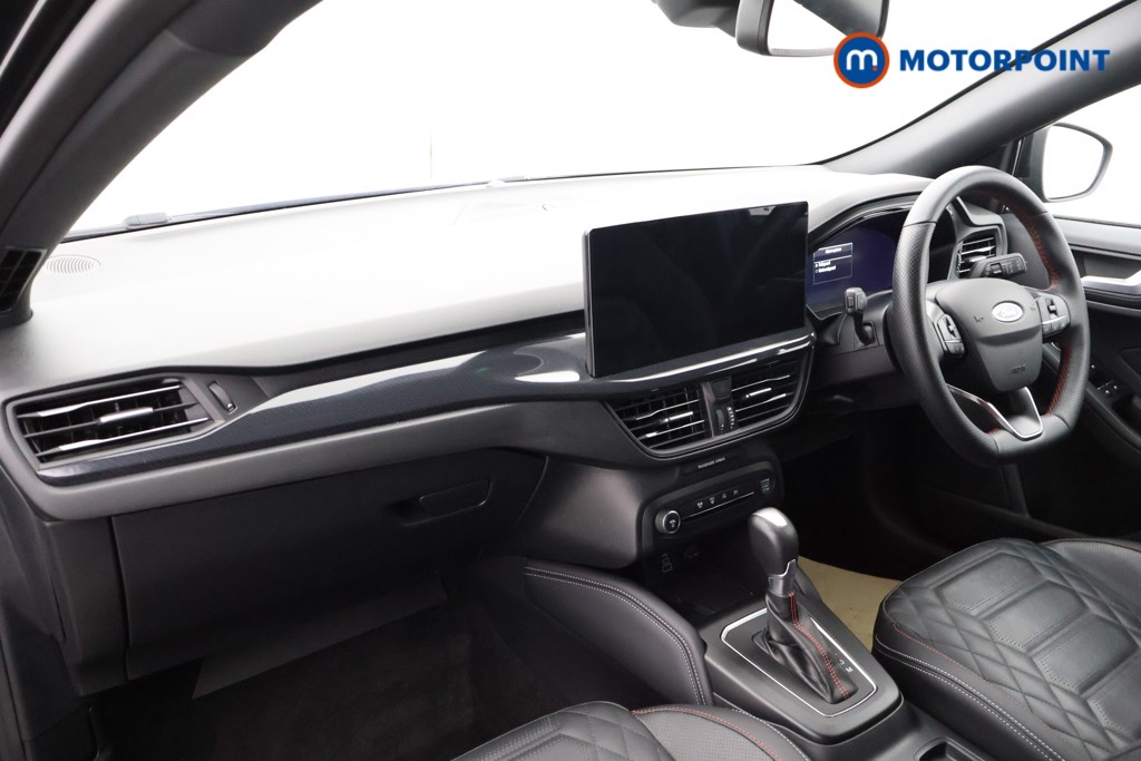 Ford Focus St-Line Vignale Automatic Petrol-Electric Hybrid Estate - Stock Number (1579126) - 13th supplementary image