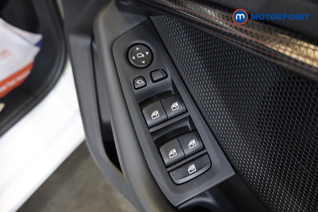 BMW 1 Series Sport Manual Petrol Hatchback - Stock Number (1579241) - 18th supplementary image