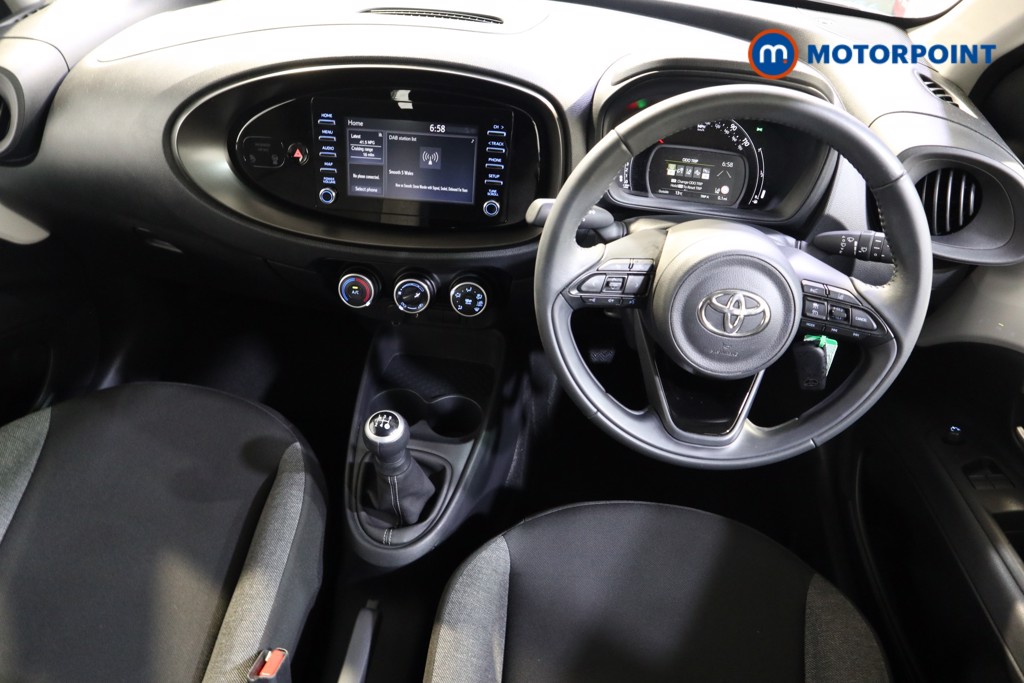 Toyota Aygo X Pure Manual Petrol Hatchback - Stock Number (1579379) - 1st supplementary image