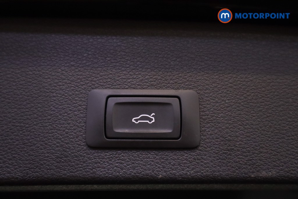 Audi Q2 S Line Manual Petrol SUV - Stock Number (1579521) - 33rd supplementary image