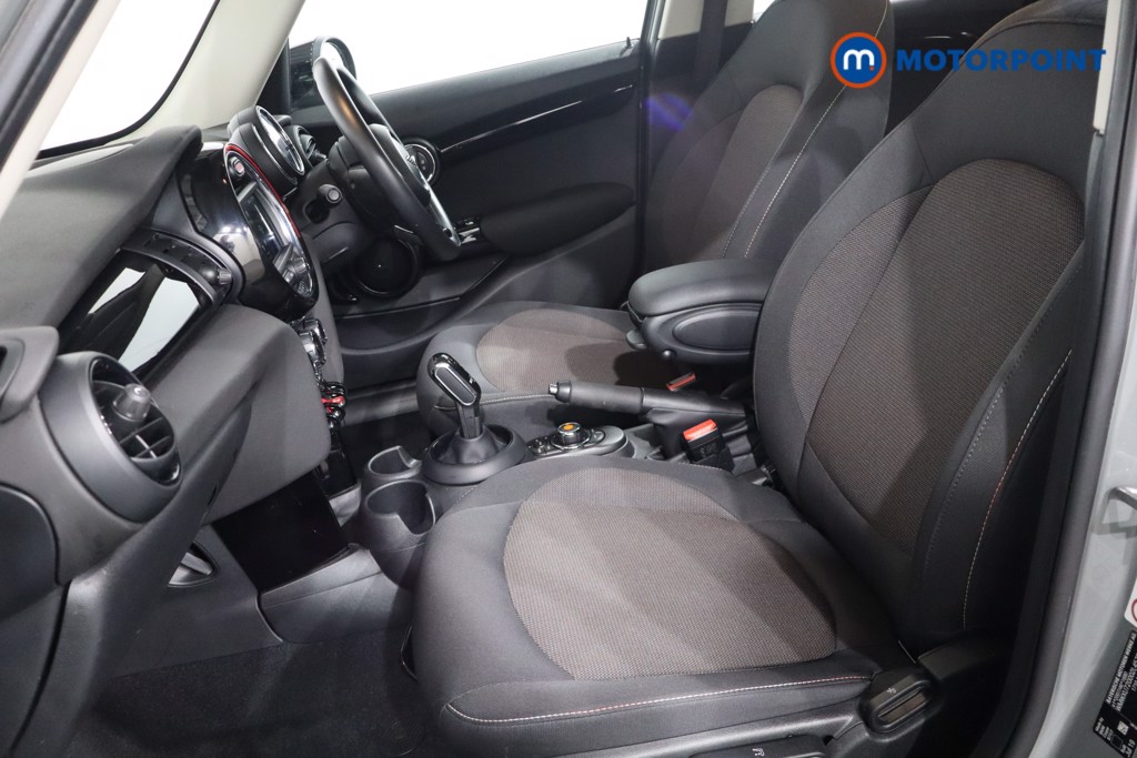 Mini Hatchback Cooper Classic Automatic Petrol Hatchback - Stock Number (1579646) - 4th supplementary image