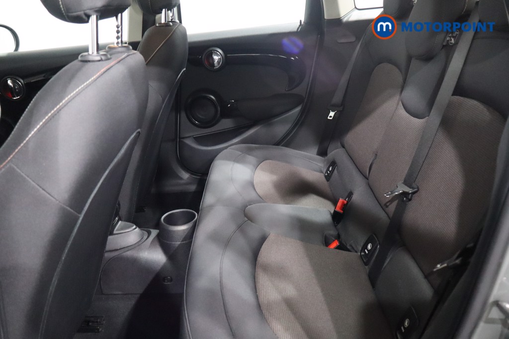 Mini Hatchback Cooper Classic Automatic Petrol Hatchback - Stock Number (1579646) - 5th supplementary image