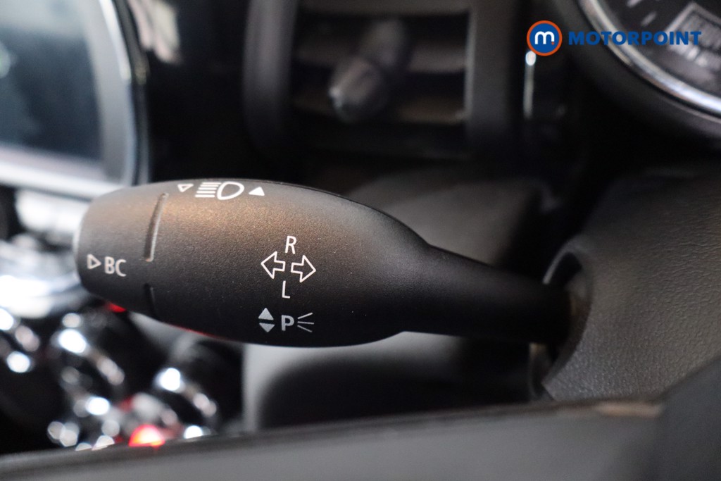 Mini Hatchback Cooper Classic Automatic Petrol Hatchback - Stock Number (1579646) - 19th supplementary image