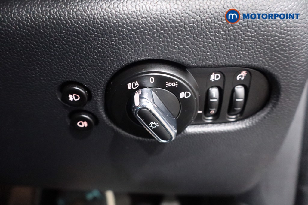 Mini Hatchback Cooper Classic Automatic Petrol Hatchback - Stock Number (1579646) - 22nd supplementary image