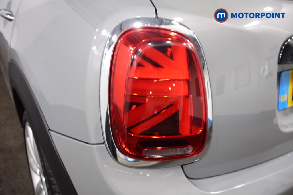 Mini Hatchback Cooper Classic Automatic Petrol Hatchback - Stock Number (1579646) - 33rd supplementary image