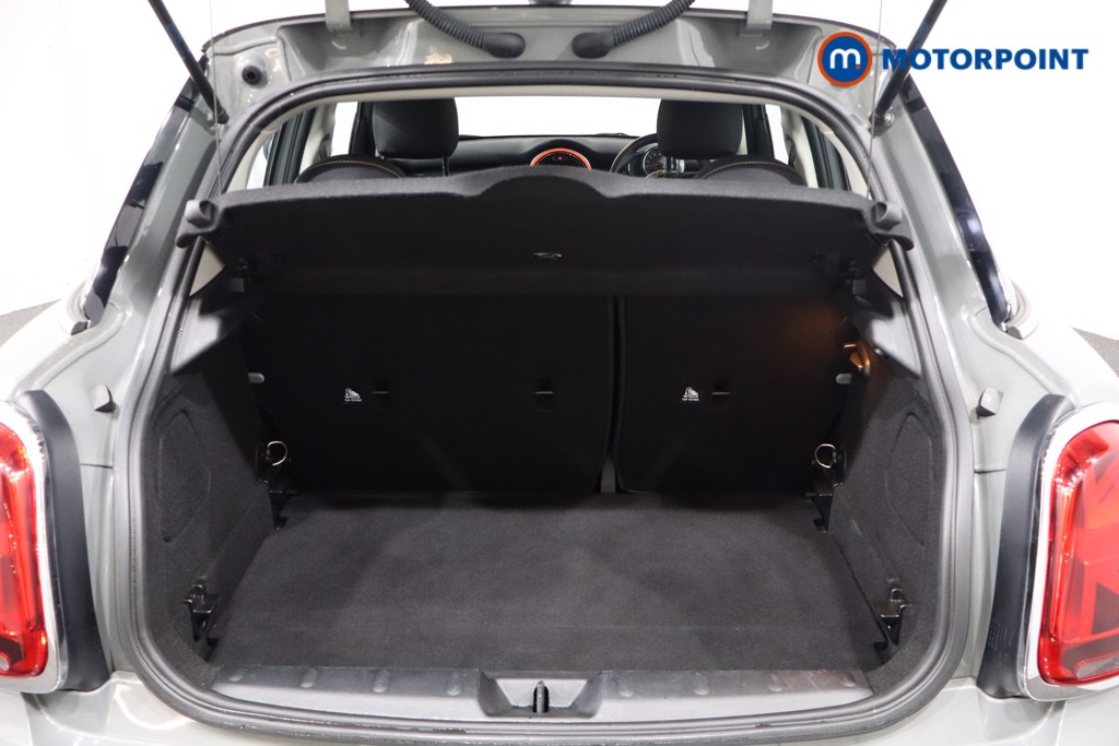 Mini Hatchback Cooper Classic Automatic Petrol Hatchback - Stock Number (1579646) - 37th supplementary image