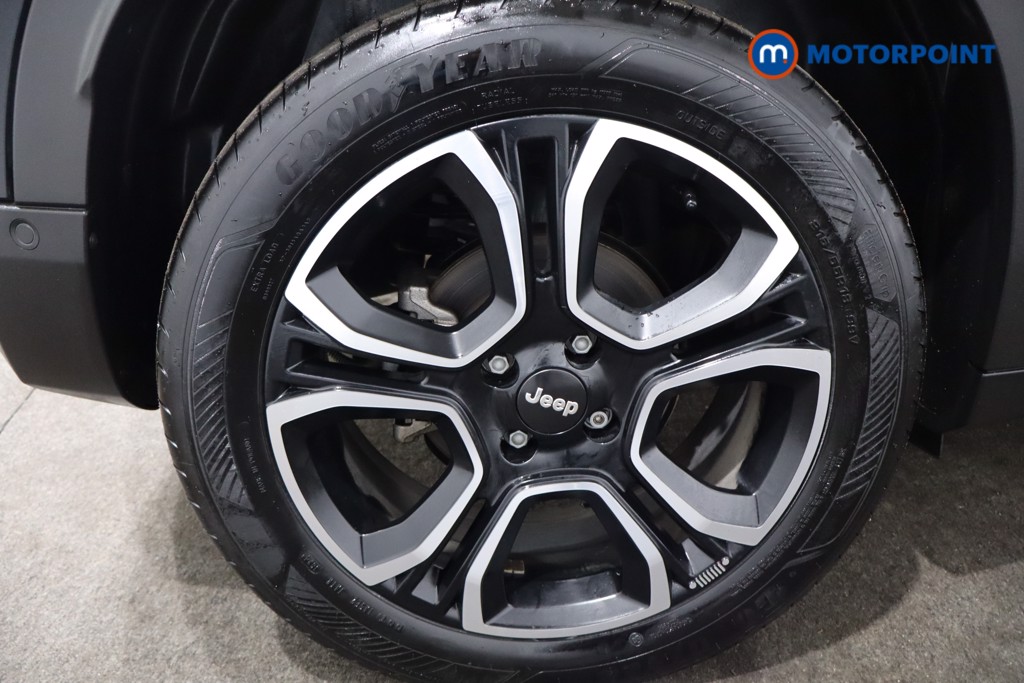 Jeep Avenger Summit Automatic Electric SUV - Stock Number (1579715) - 9th supplementary image