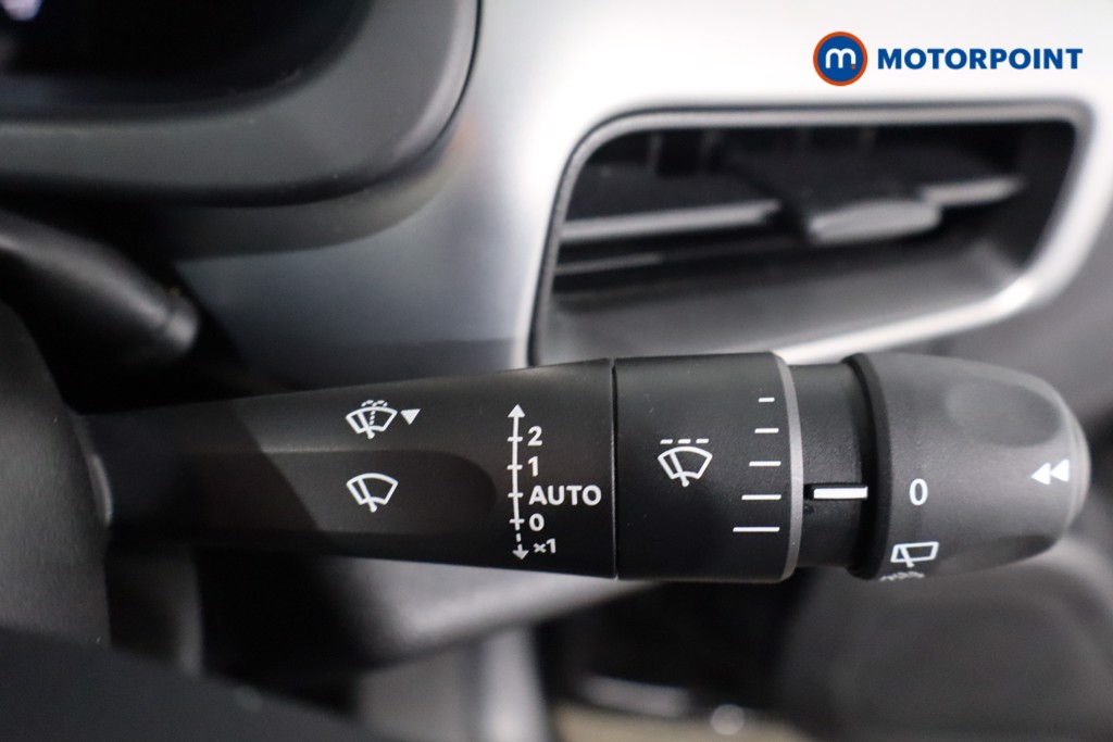 Jeep Avenger Summit Automatic Electric SUV - Stock Number (1579715) - 16th supplementary image