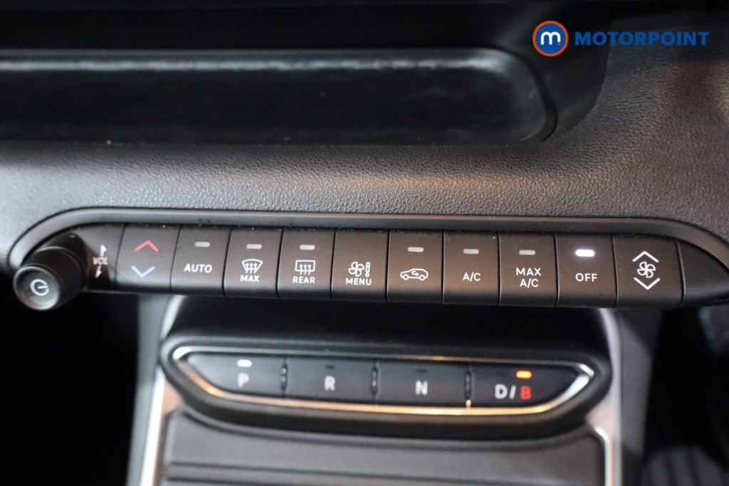 Jeep Avenger Summit Automatic Electric SUV - Stock Number (1579715) - 18th supplementary image