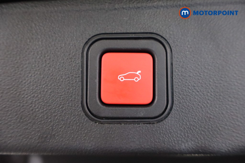 Jeep Avenger Summit Automatic Electric SUV - Stock Number (1579715) - 35th supplementary image