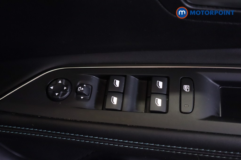 Peugeot 3008 Allure Premium Manual Diesel SUV - Stock Number (1579797) - 3rd supplementary image