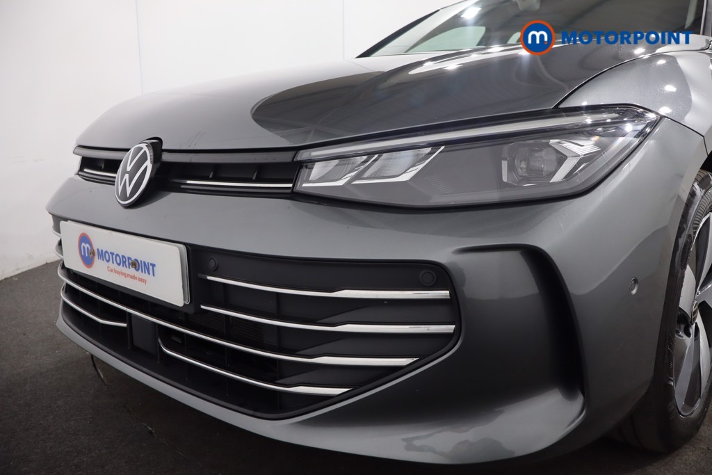 Volkswagen Passat Life Automatic Petrol Plug-In Hybrid Estate - Stock Number (1579893) - 30th supplementary image