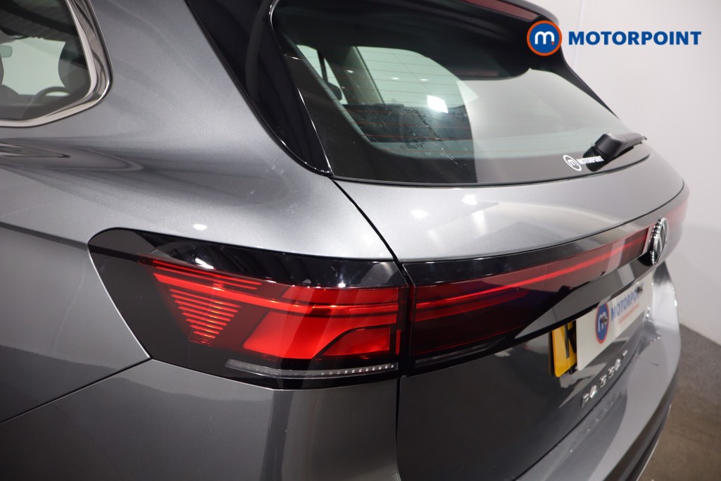 Volkswagen Passat Life Automatic Petrol Plug-In Hybrid Estate - Stock Number (1579893) - 33rd supplementary image