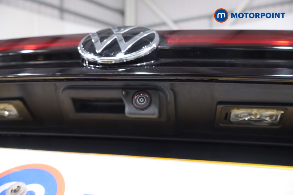 Volkswagen Passat Life Automatic Petrol Plug-In Hybrid Estate - Stock Number (1579893) - 35th supplementary image