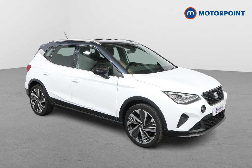 Seat Arona Fr Sport Manual Petrol SUV - Stock Number (1580098) - Drivers side front corner