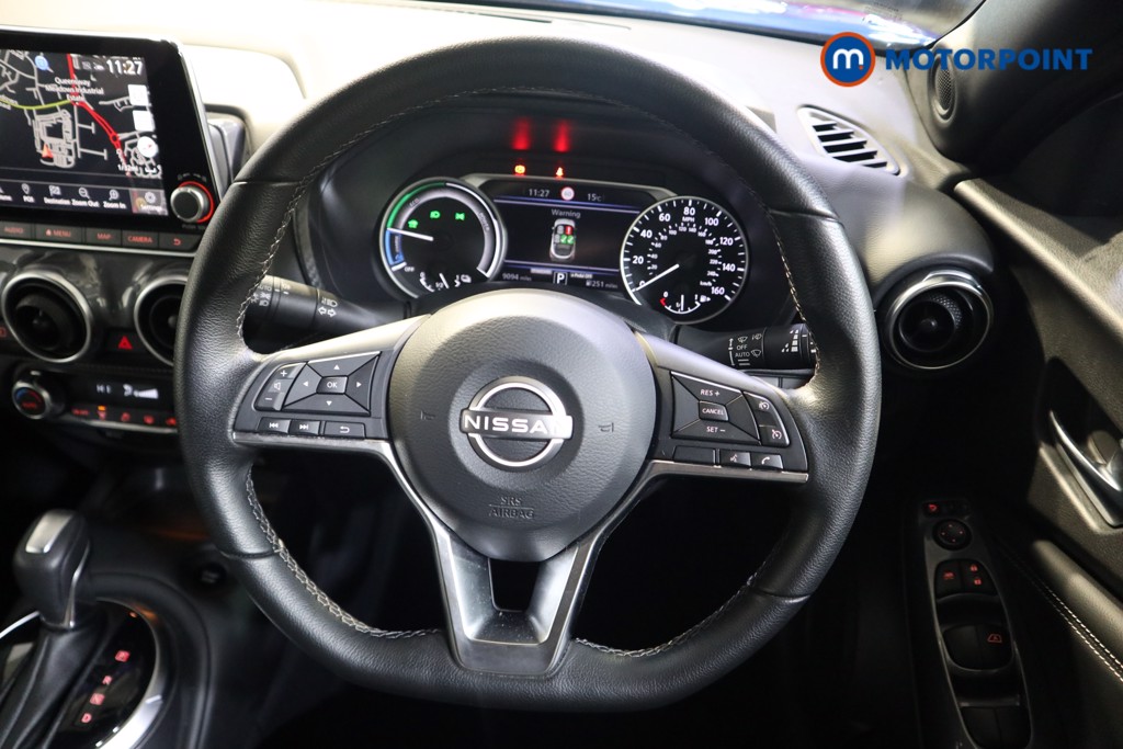 Nissan Juke N-Connecta Automatic Petrol-Electric Hybrid SUV - Stock Number (1553229) - 2nd supplementary image
