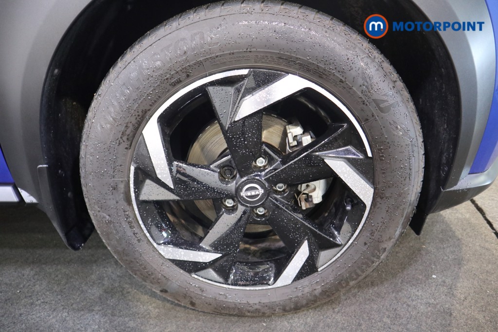 Nissan Juke N-Connecta Automatic Petrol-Electric Hybrid SUV - Stock Number (1553229) - 14th supplementary image