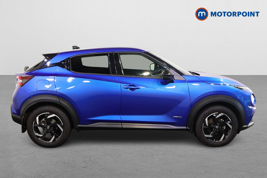 Nissan Juke N-Connecta Automatic Petrol-Electric Hybrid SUV - Stock Number (1553229) - Drivers side