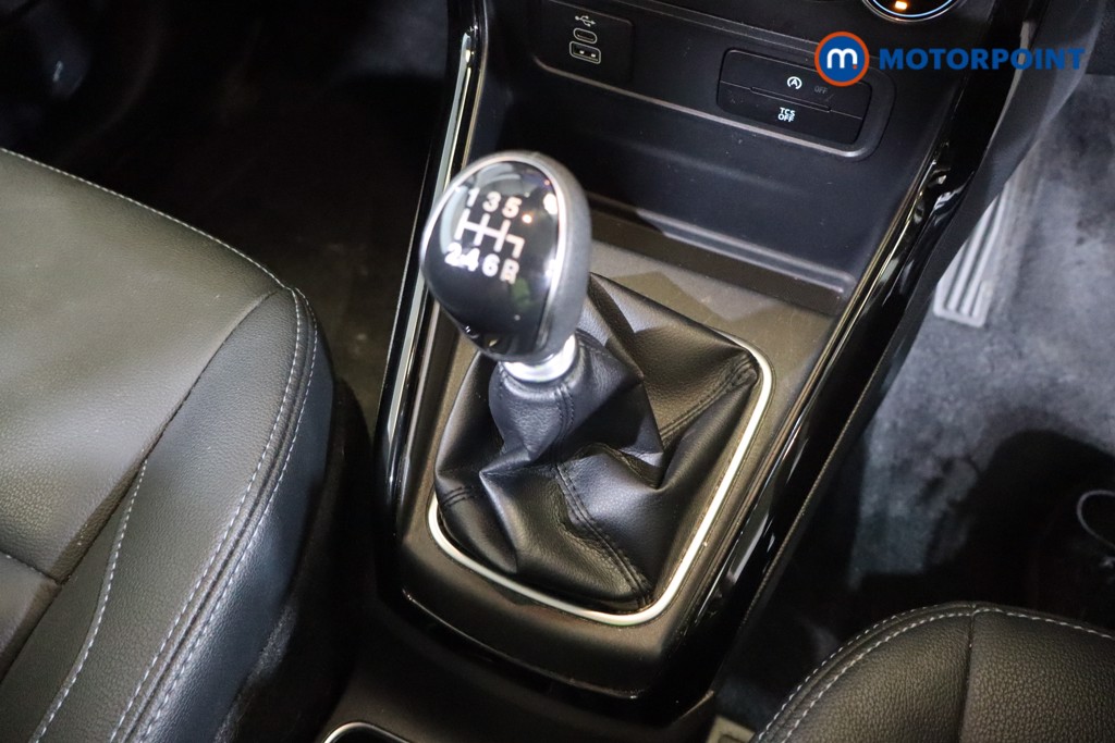Ford Ecosport Active Manual Petrol SUV - Stock Number (1554342) - 12th supplementary image