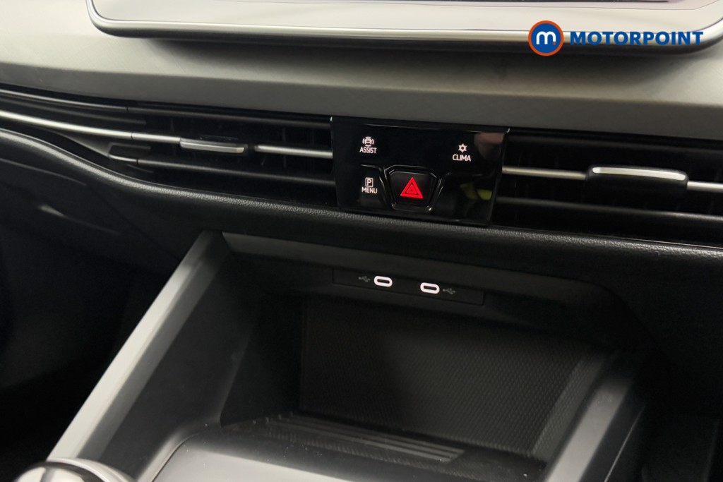 Volkswagen Golf Match Manual Petrol Hatchback - Stock Number (1560889) - 13th supplementary image