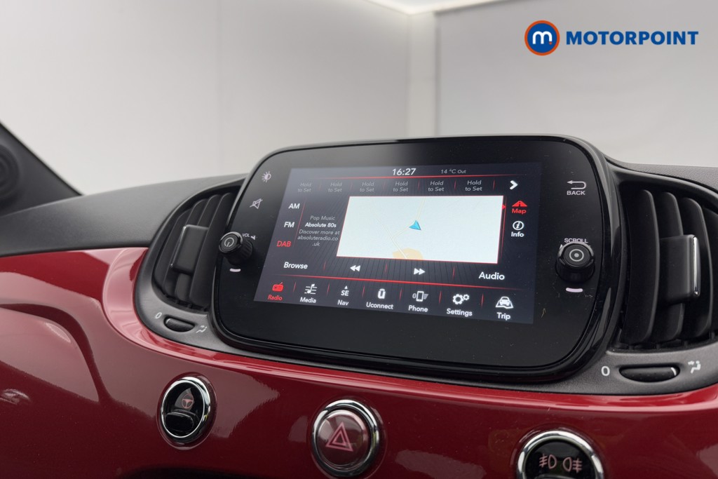 Fiat 500 TOP Manual Petrol-Electric Hybrid Hatchback - Stock Number (1565333) - 9th supplementary image