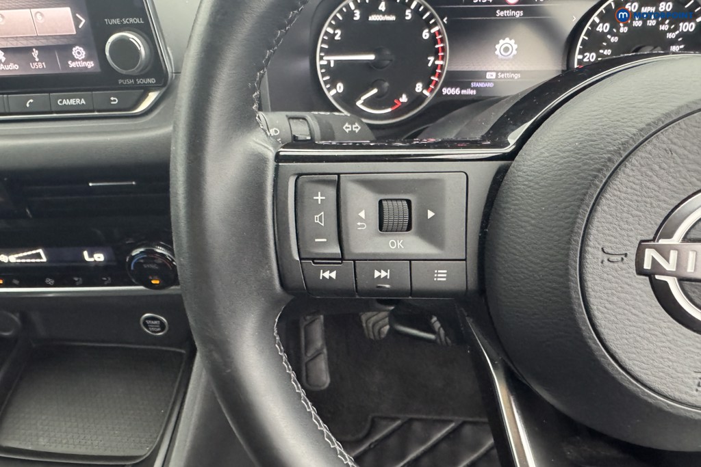 Nissan Qashqai Acenta Premium Manual Petrol SUV - Stock Number (1565777) - 12th supplementary image