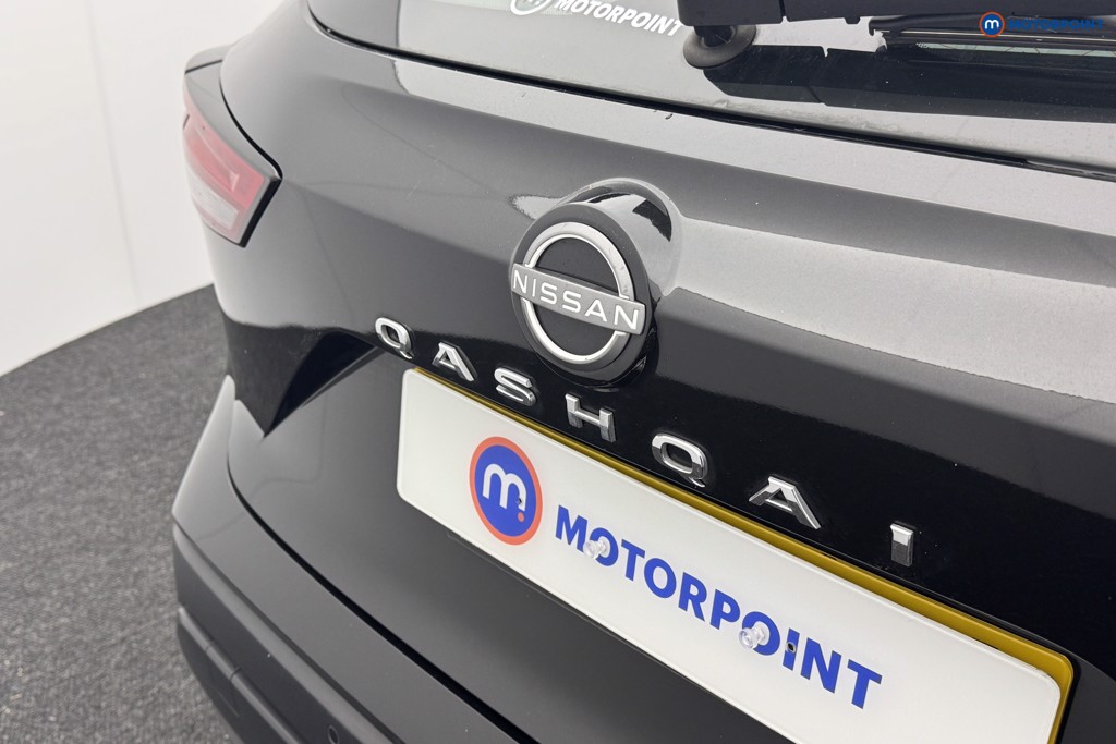 Nissan Qashqai Acenta Premium Manual Petrol SUV - Stock Number (1565777) - 18th supplementary image