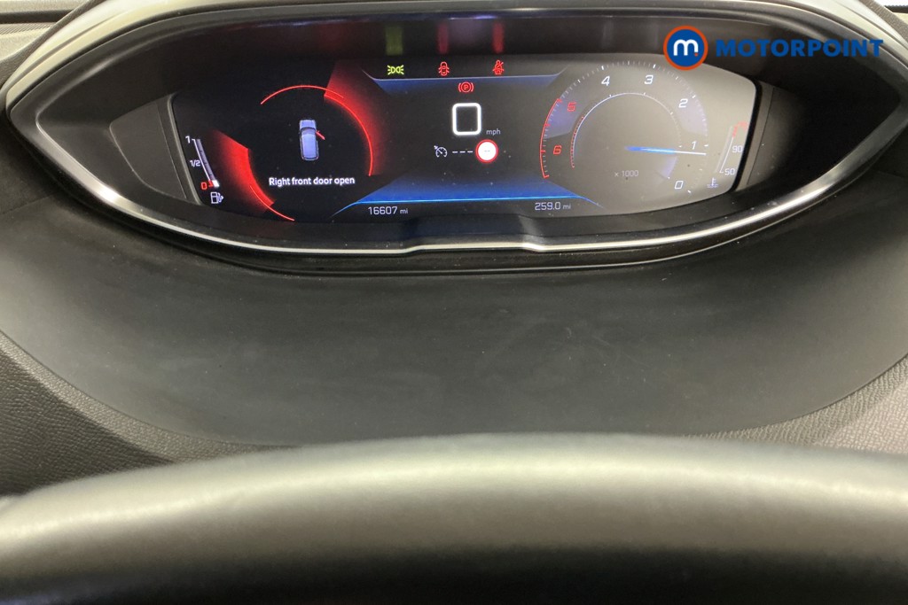 Peugeot 3008 Allure Premium Manual Diesel SUV - Stock Number (1569936) - 9th supplementary image
