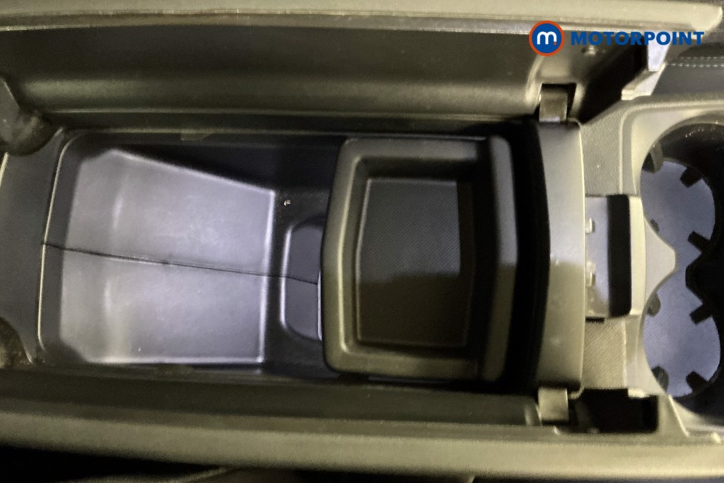Peugeot 3008 Allure Premium Manual Diesel SUV - Stock Number (1569936) - 12th supplementary image