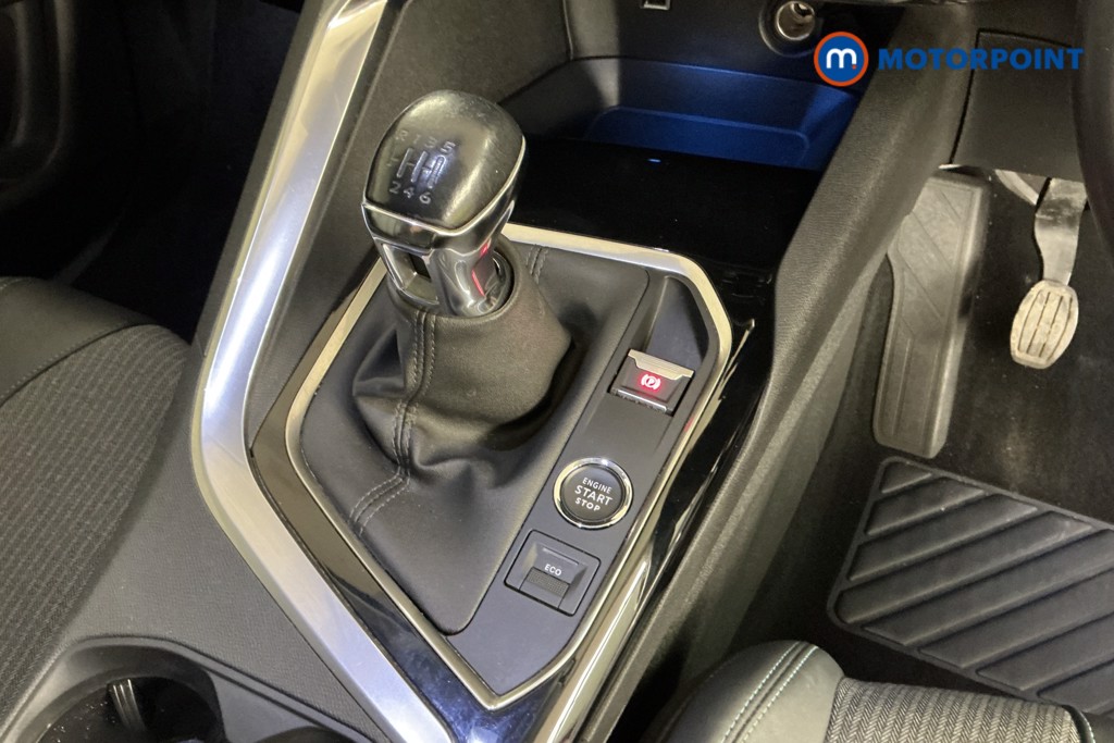 Peugeot 3008 Allure Premium Manual Diesel SUV - Stock Number (1569936) - 14th supplementary image