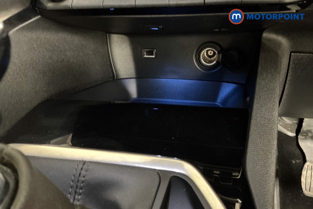 Peugeot 3008 Allure Premium Manual Diesel SUV - Stock Number (1569936) - 15th supplementary image
