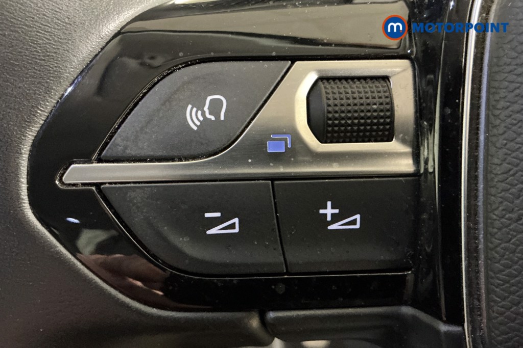 Peugeot 3008 Allure Premium Manual Diesel SUV - Stock Number (1569936) - 18th supplementary image