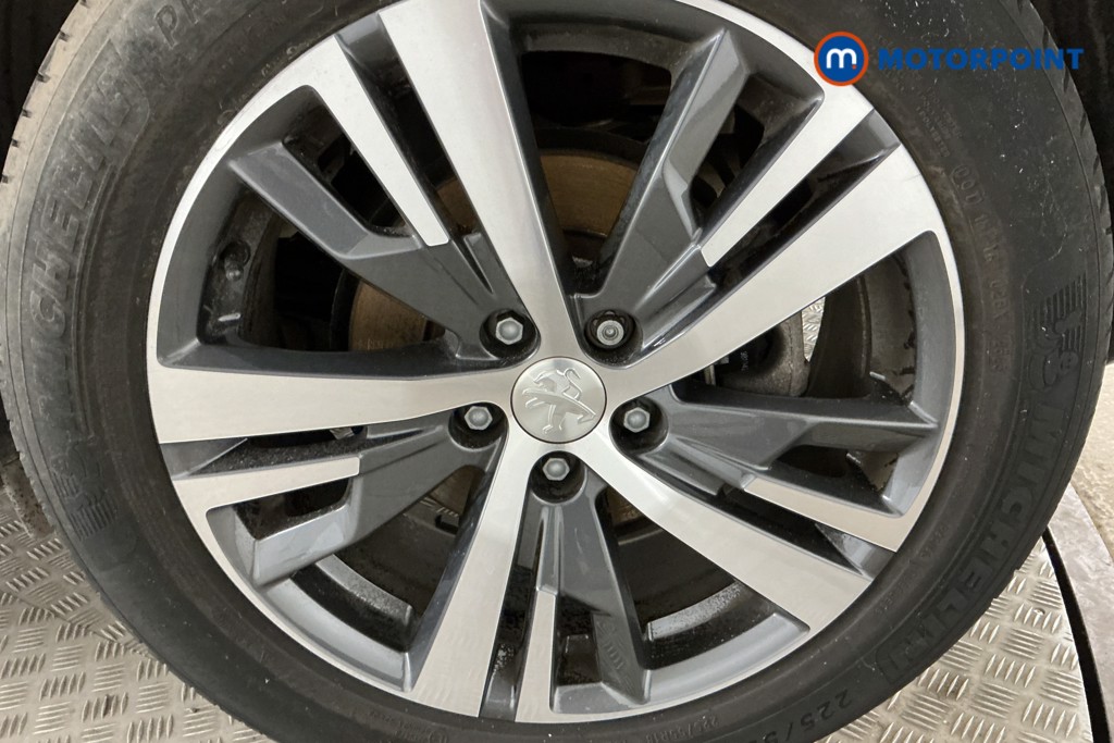 Peugeot 3008 Allure Premium Manual Diesel SUV - Stock Number (1569936) - 32nd supplementary image