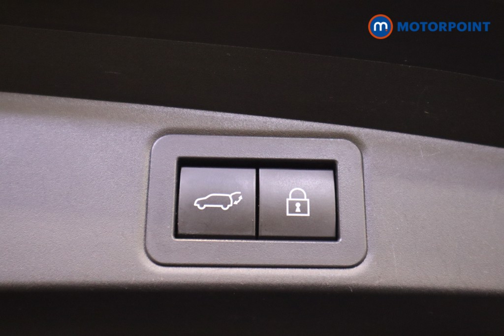 Toyota Corolla Excel Automatic Petrol-Electric Hybrid Estate - Stock Number (1570007) - 15th supplementary image
