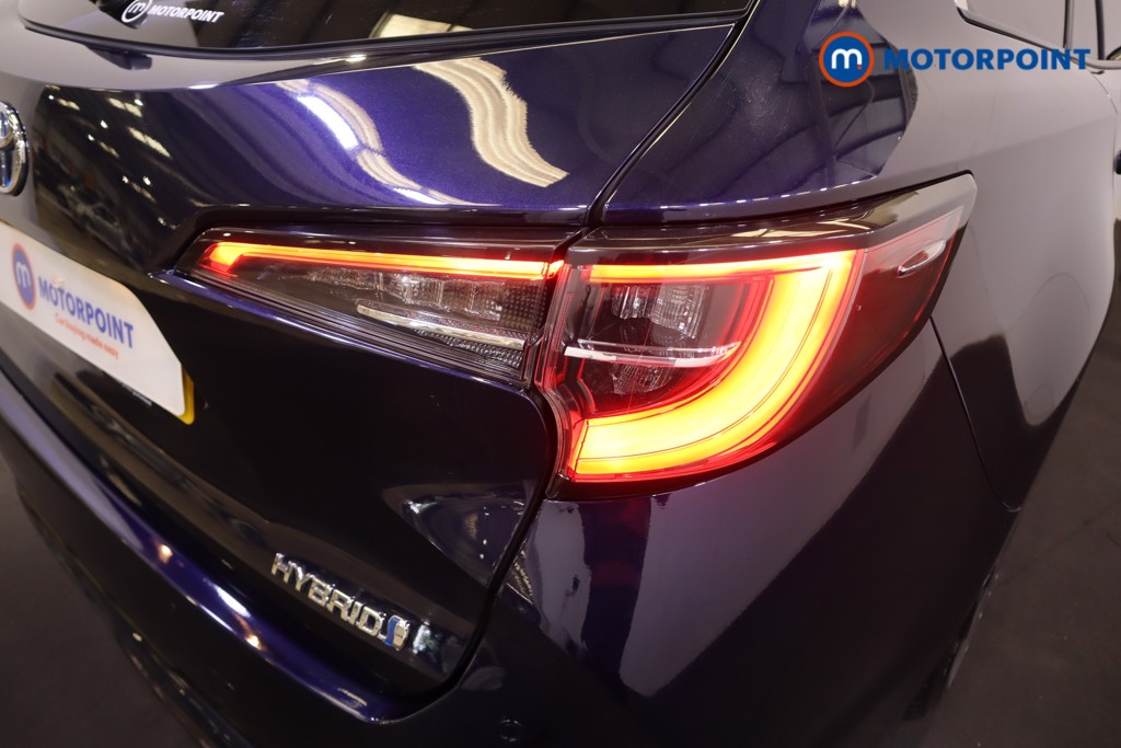 Toyota Corolla Excel Automatic Petrol-Electric Hybrid Estate - Stock Number (1570007) - 21st supplementary image