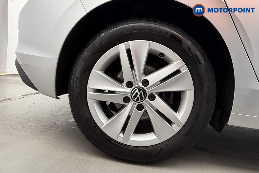 Volkswagen Golf Life Manual Petrol Hatchback - Stock Number (1570664) - 34th supplementary image