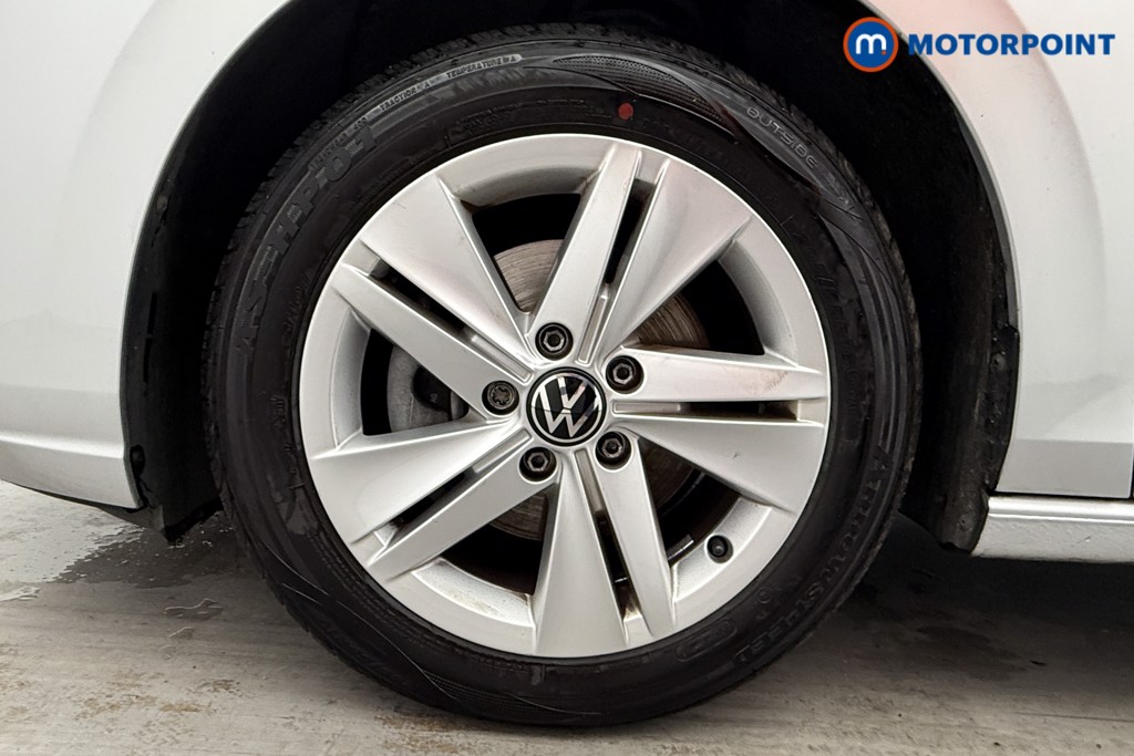 Volkswagen Golf Life Manual Petrol Hatchback - Stock Number (1570664) - 36th supplementary image