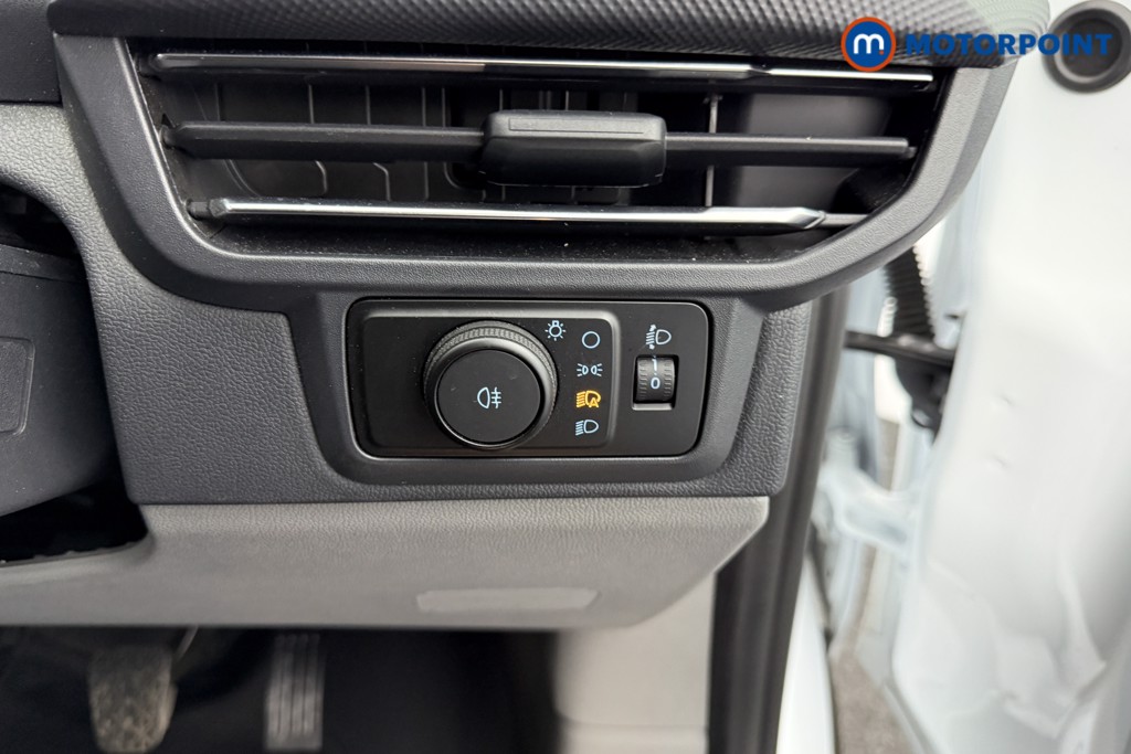 Ford Transit Custom Limited Manual Diesel Panel Van - Stock Number (1570716) - 14th supplementary image