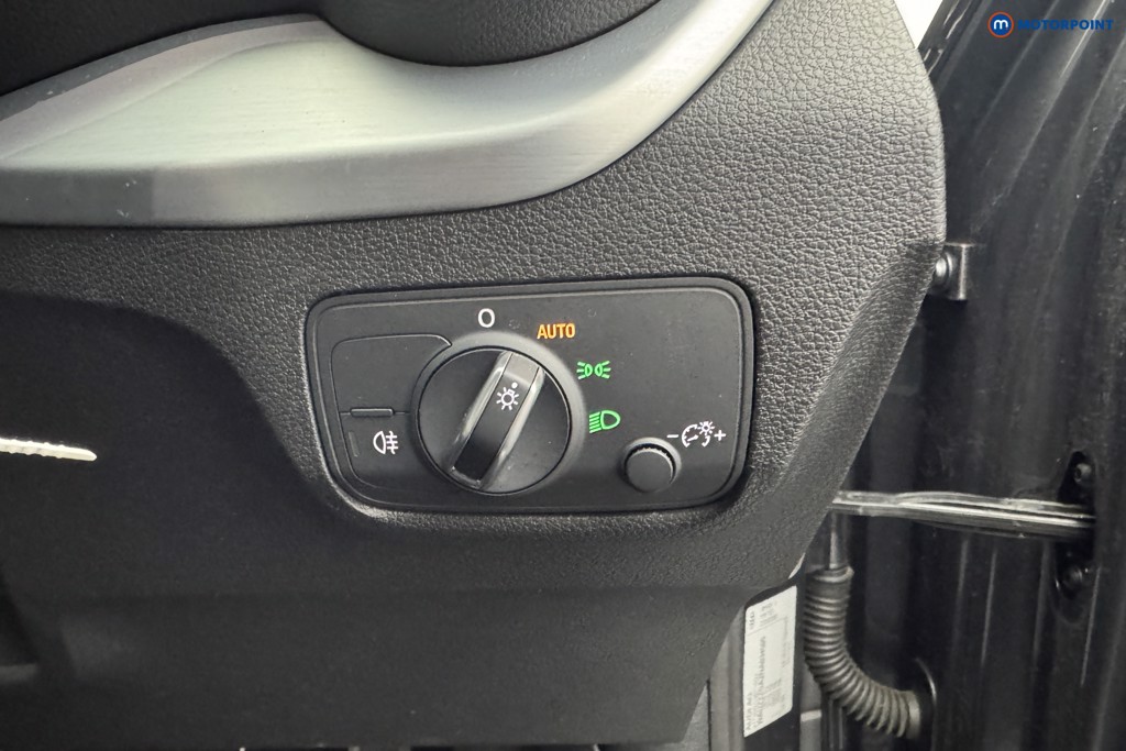 Audi Q2 S Line Manual Petrol SUV - Stock Number (1571657) - 15th supplementary image