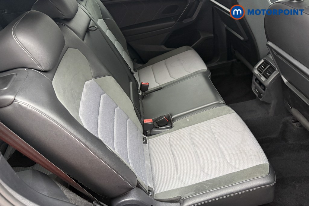 Volkswagen Tiguan Allspace R-Line Tech Automatic Petrol SUV - Stock Number (1571941) - 25th supplementary image