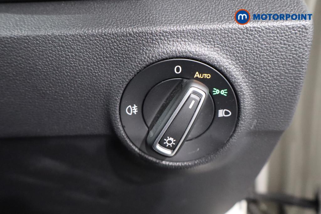 Volkswagen T-Roc R-Line Manual Petrol SUV - Stock Number (1572182) - 17th supplementary image