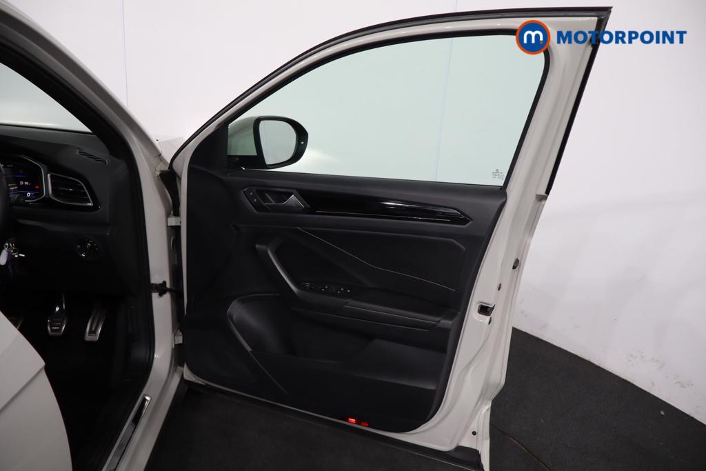 Volkswagen T-Roc R-Line Manual Petrol SUV - Stock Number (1572182) - 19th supplementary image