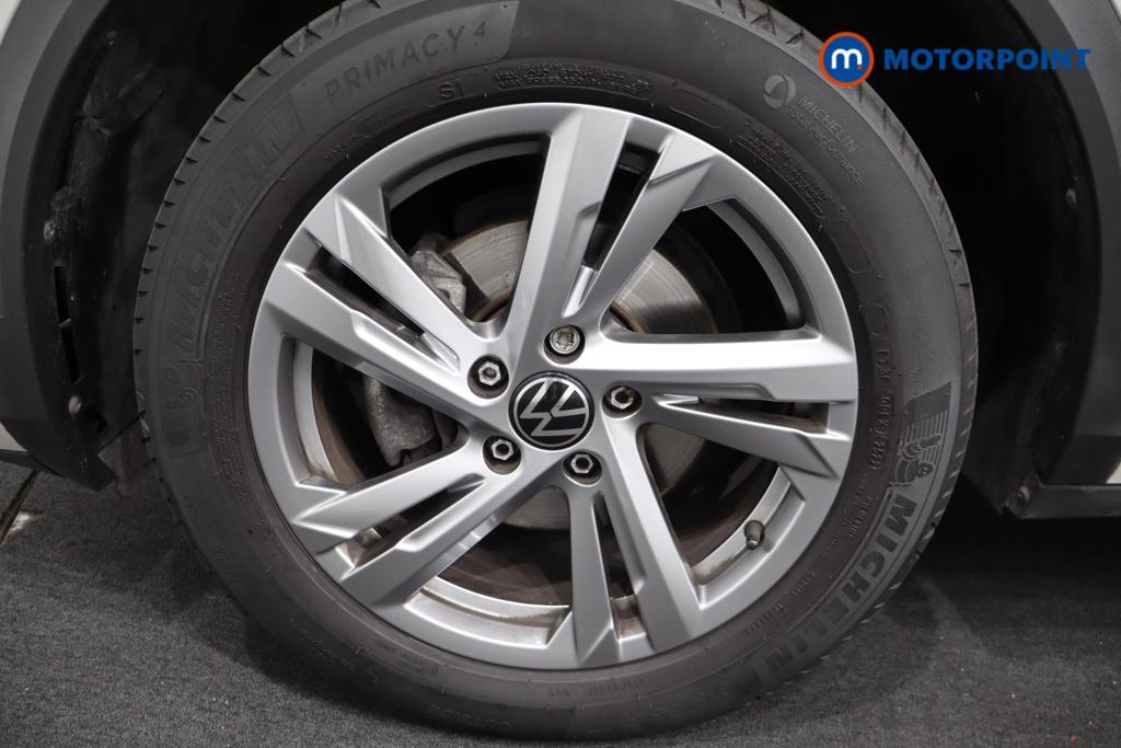Volkswagen T-Roc R-Line Manual Petrol SUV - Stock Number (1572182) - 30th supplementary image