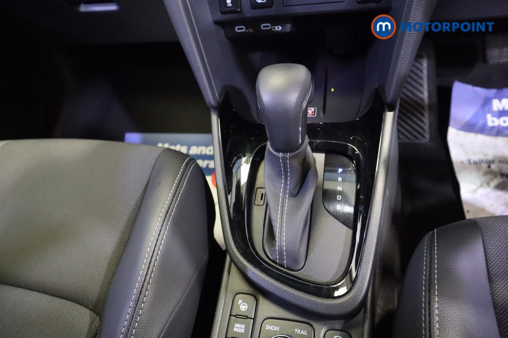 Toyota Yaris Cross Premiere Edition Automatic Petrol-Electric Hybrid Estate - Stock Number (1572397) - 6th supplementary image