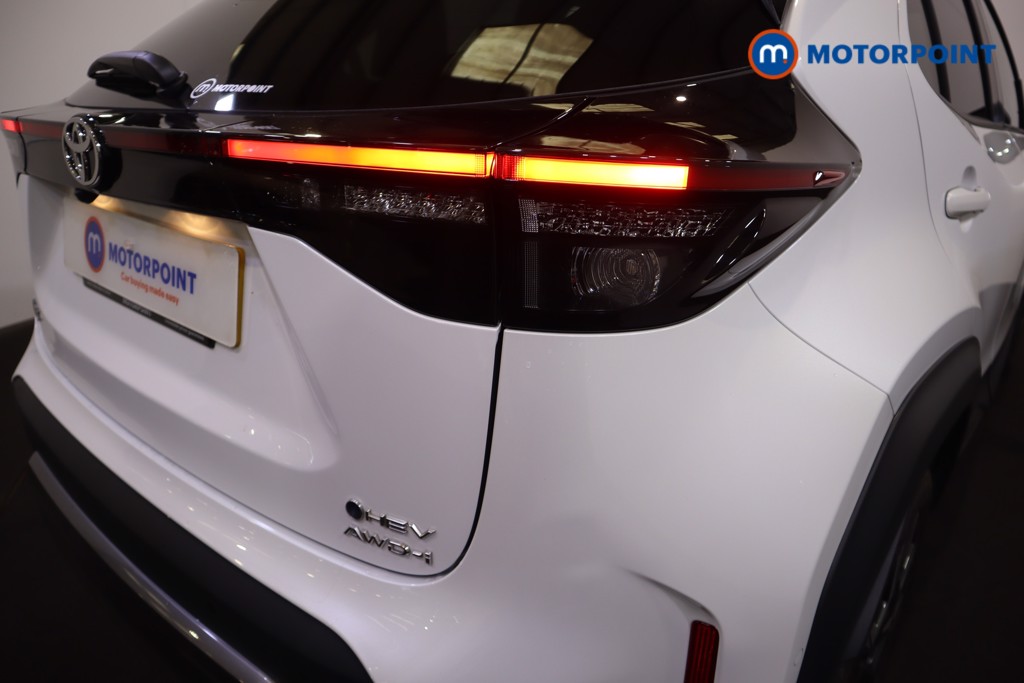 Toyota Yaris Cross Premiere Edition Automatic Petrol-Electric Hybrid Estate - Stock Number (1572397) - 22nd supplementary image