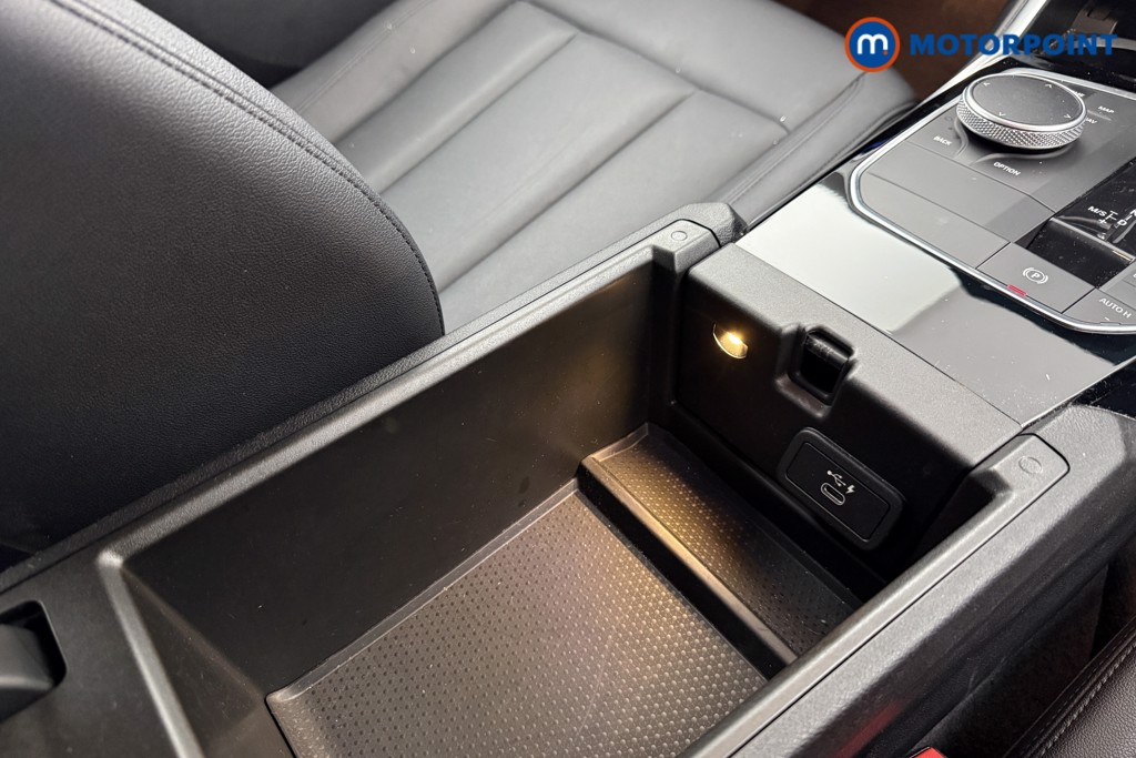 BMW 3 Series SE Automatic Diesel Saloon - Stock Number (1573760) - 18th supplementary image
