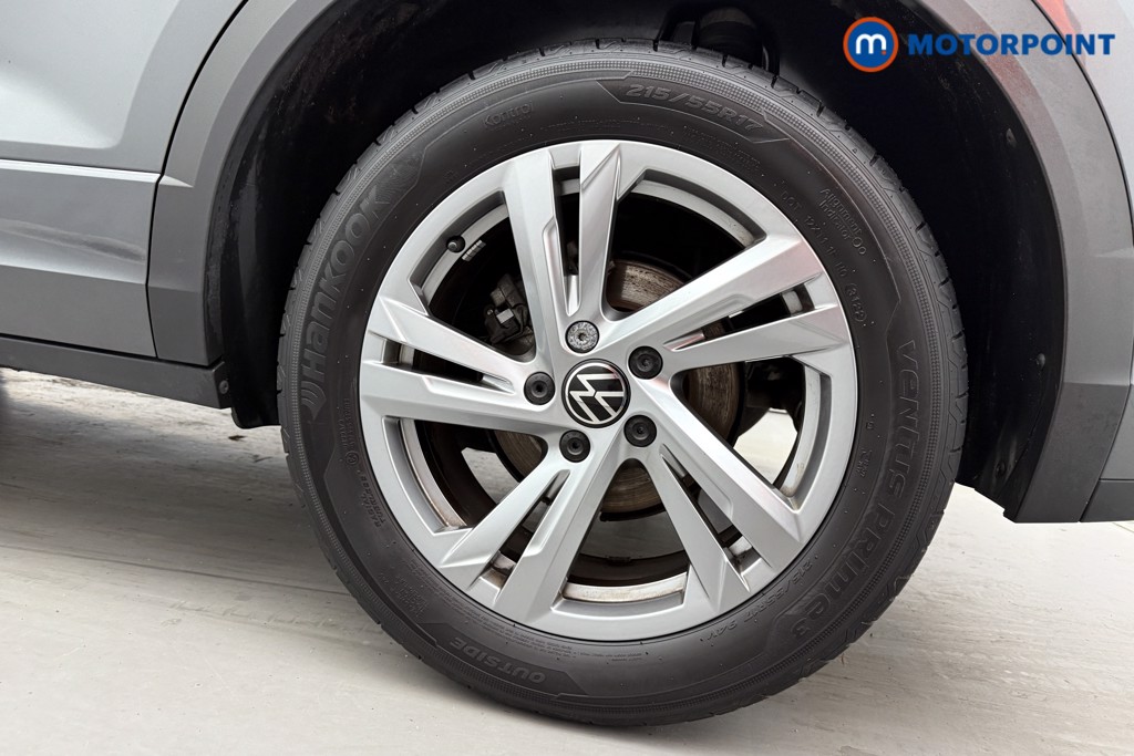 Volkswagen T-Roc R-Line Automatic Petrol SUV - Stock Number (1573859) - 32nd supplementary image