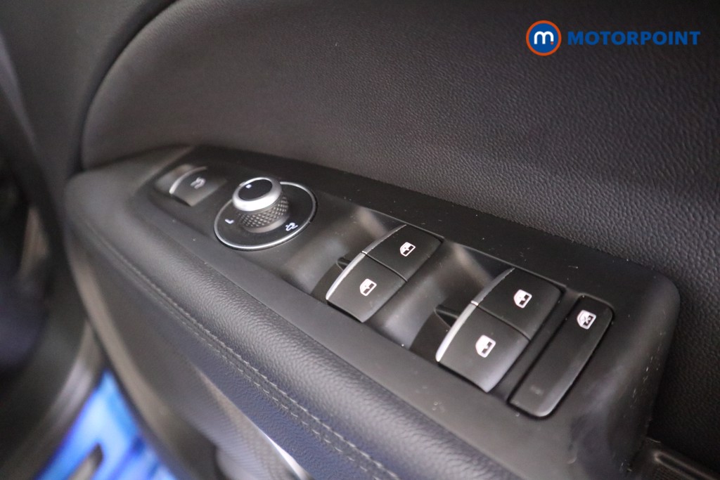Alfa Romeo Stelvio Veloce Automatic Petrol SUV - Stock Number (1574009) - 11th supplementary image