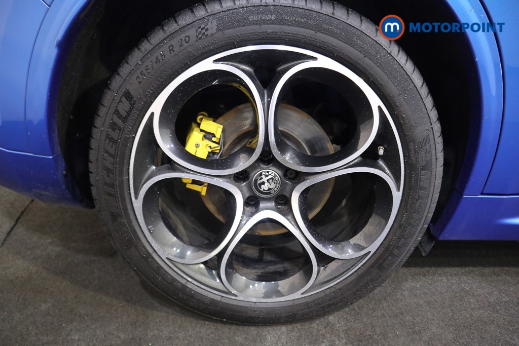 Alfa Romeo Stelvio Veloce Automatic Petrol SUV - Stock Number (1574009) - 18th supplementary image
